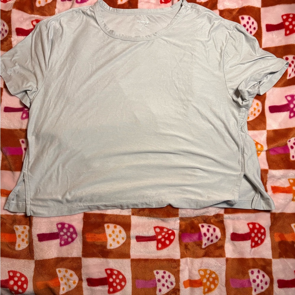 Old Navy Active Soft Grayish Tee